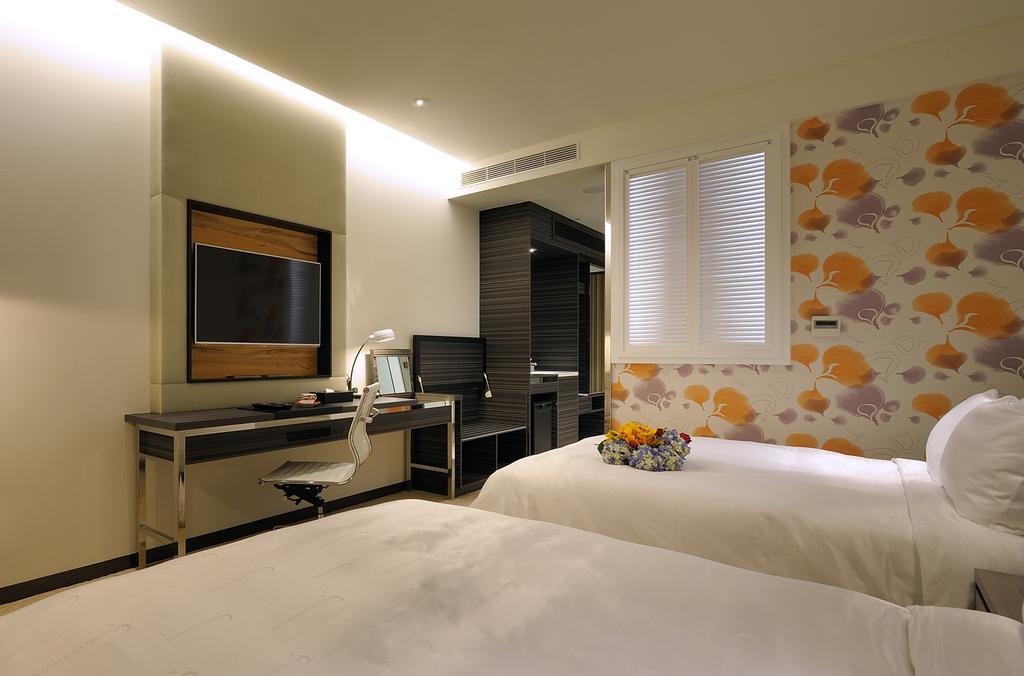 Golden Tulip Glory Fine Hotel Tainan Rum bild