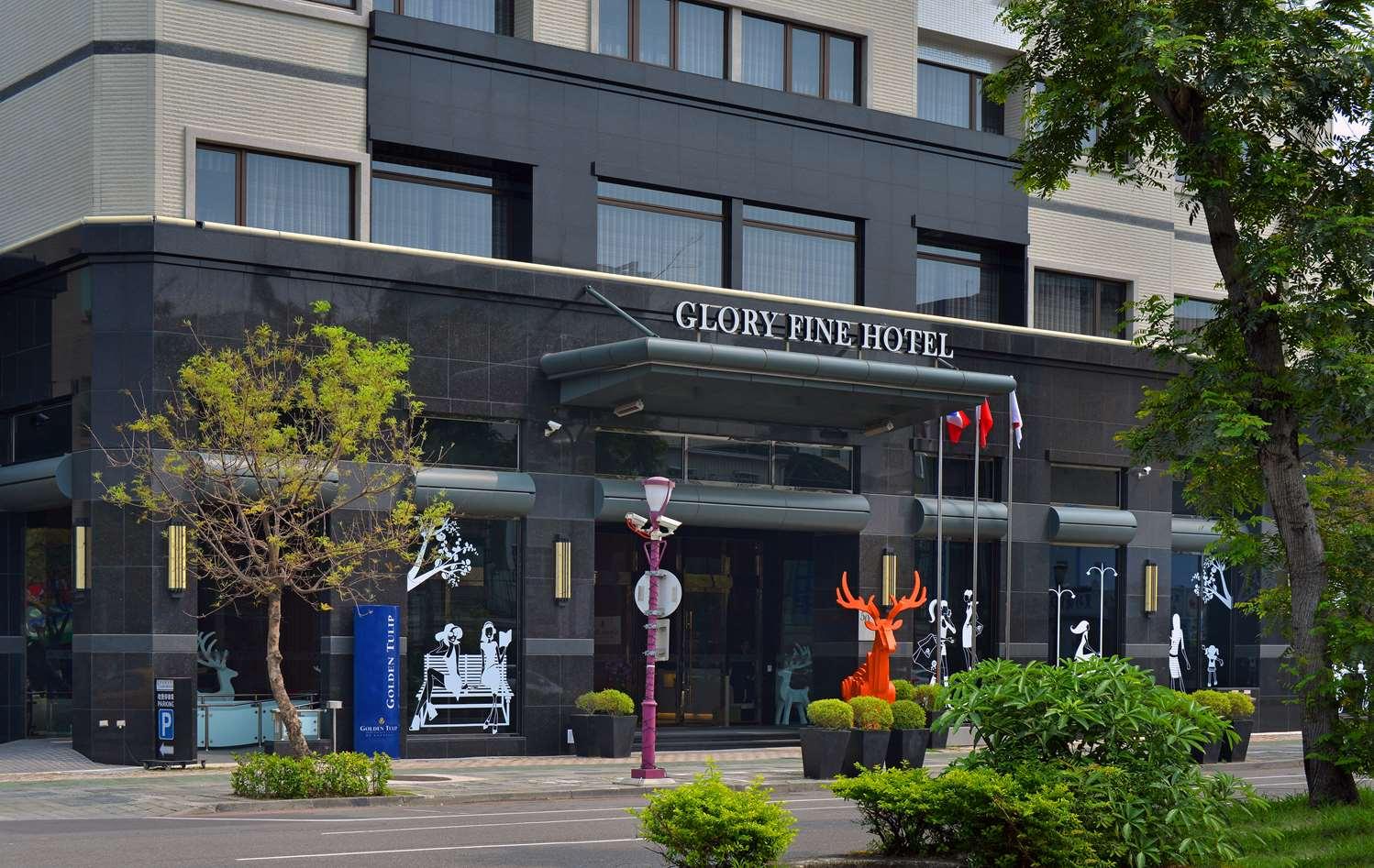 Golden Tulip Glory Fine Hotel Tainan Exteriör bild
