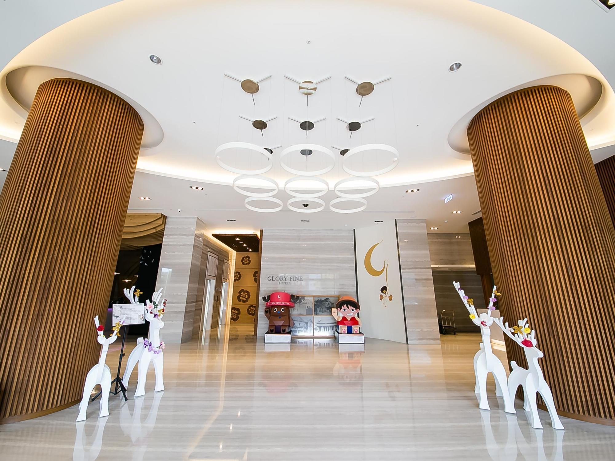Golden Tulip Glory Fine Hotel Tainan Exteriör bild